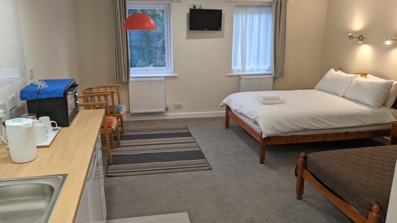 Ivybridge Guesthouse Fishguard Dış mekan fotoğraf