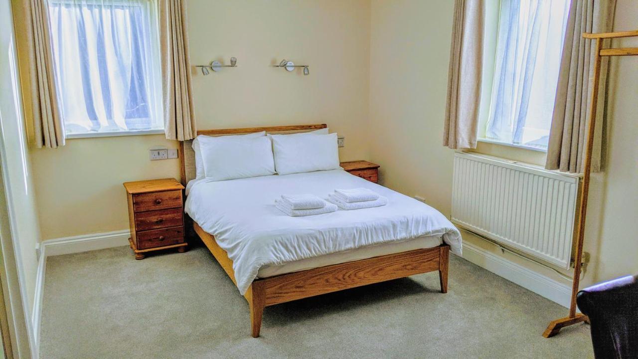 Ivybridge Guesthouse Fishguard Dış mekan fotoğraf