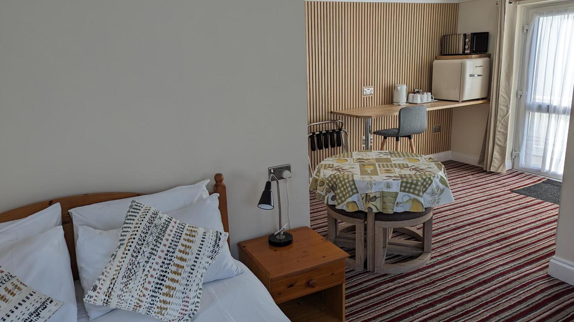 Ivybridge Guesthouse Fishguard Dış mekan fotoğraf